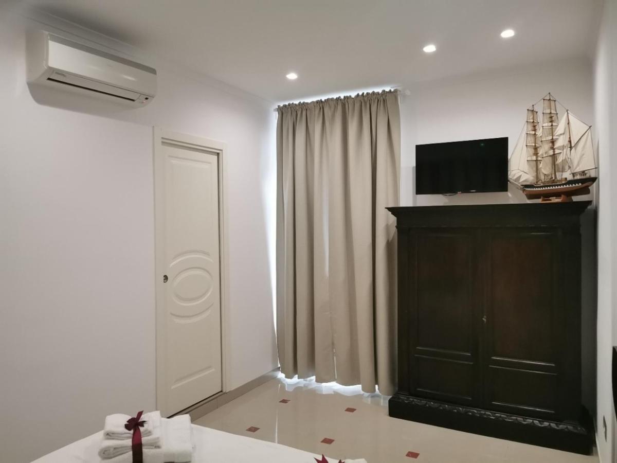 Le Stanze Di Eli E Gio Bed & Breakfast Castellammare di Stabia Exterior foto